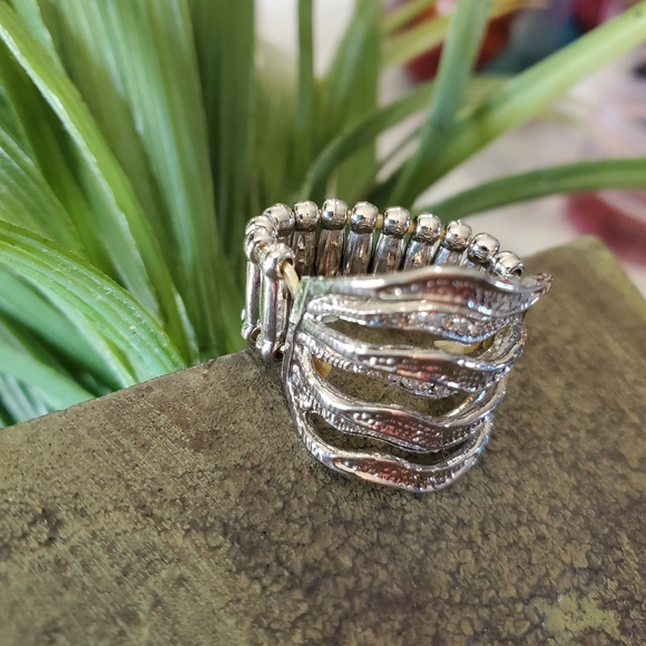 Silver Tone & Rhinestone Jewels Stretch Band Ring Stack Look 💥3 for $24💥 - Picture 11 of 14